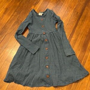 Long sleeve boutique knit dress